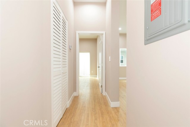 Detail Gallery Image 9 of 15 For 741 E Doran St #B,  Glendale,  CA 91206 - 2 Beds | 1 Baths