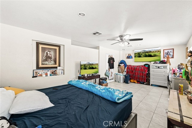 Image 33 of 45 For 25969 Magnifica Court
