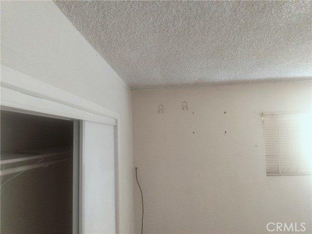 Detail Gallery Image 19 of 26 For 430 W 64th St, Los Angeles,  CA 90003 - 3 Beds | 2 Baths