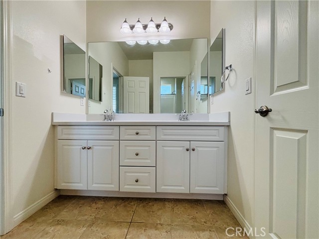Detail Gallery Image 15 of 15 For 1617 Camden Ct, Redlands,  CA 92374 - 4 Beds | 3/1 Baths