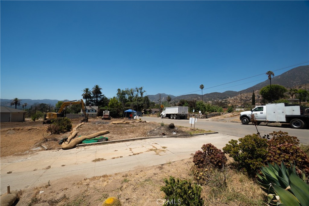 MLS #WS25165136 image #8