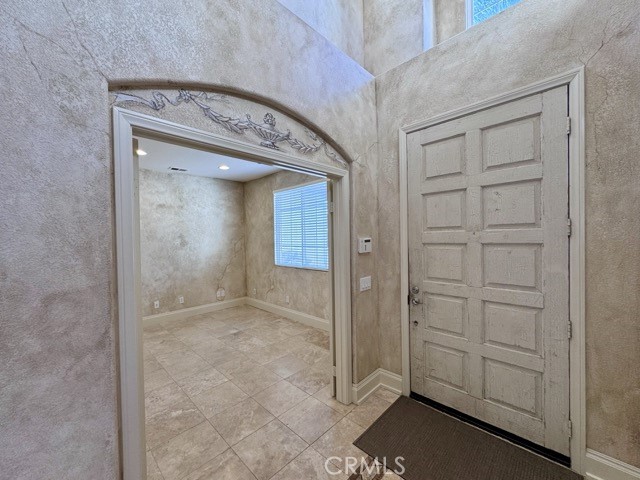 Detail Gallery Image 9 of 53 For 45632 Corte Royal, Temecula,  CA 92592 - 3 Beds | 3 Baths