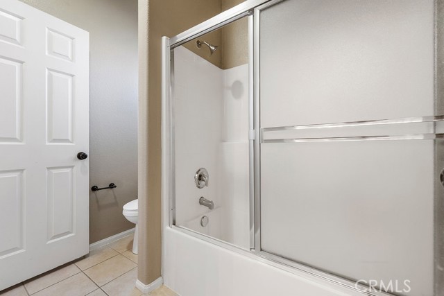 6834 Phoenix Court, Hesperia CA: https://media.crmls.org/medias/af217ad5-3672-451a-ab25-a7d72891d59b.jpg