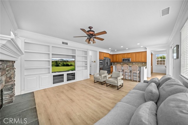 Detail Gallery Image 10 of 47 For 46236 Shade Tree Ct, Temecula,  CA 92592 - 4 Beds | 3 Baths