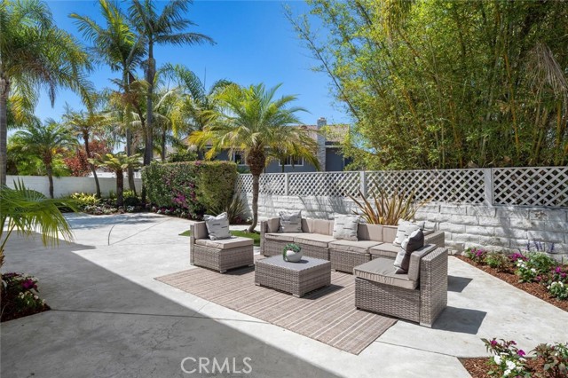 22905 Audrey Avenue, Torrance CA: https://media.crmls.org/medias/af251676-0c1b-4acb-b9e3-4cfe6ebe1ebc.jpg