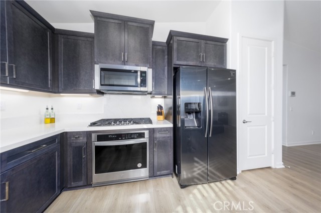 Detail Gallery Image 9 of 49 For 7975 Sorrento, Highland,  CA 92346 - 4 Beds | 3 Baths