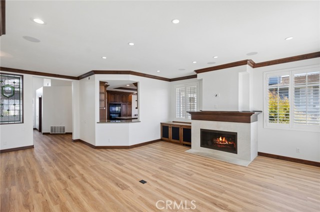 3611 Daffodil Avenue, Corona del Mar CA: https://media.crmls.org/medias/af26024b-55b4-4b62-97ab-79fee402dbfe.jpg