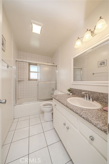 Detail Gallery Image 7 of 27 For 2251 Camilar, Camarillo,  CA 93010 - 2 Beds | 2 Baths