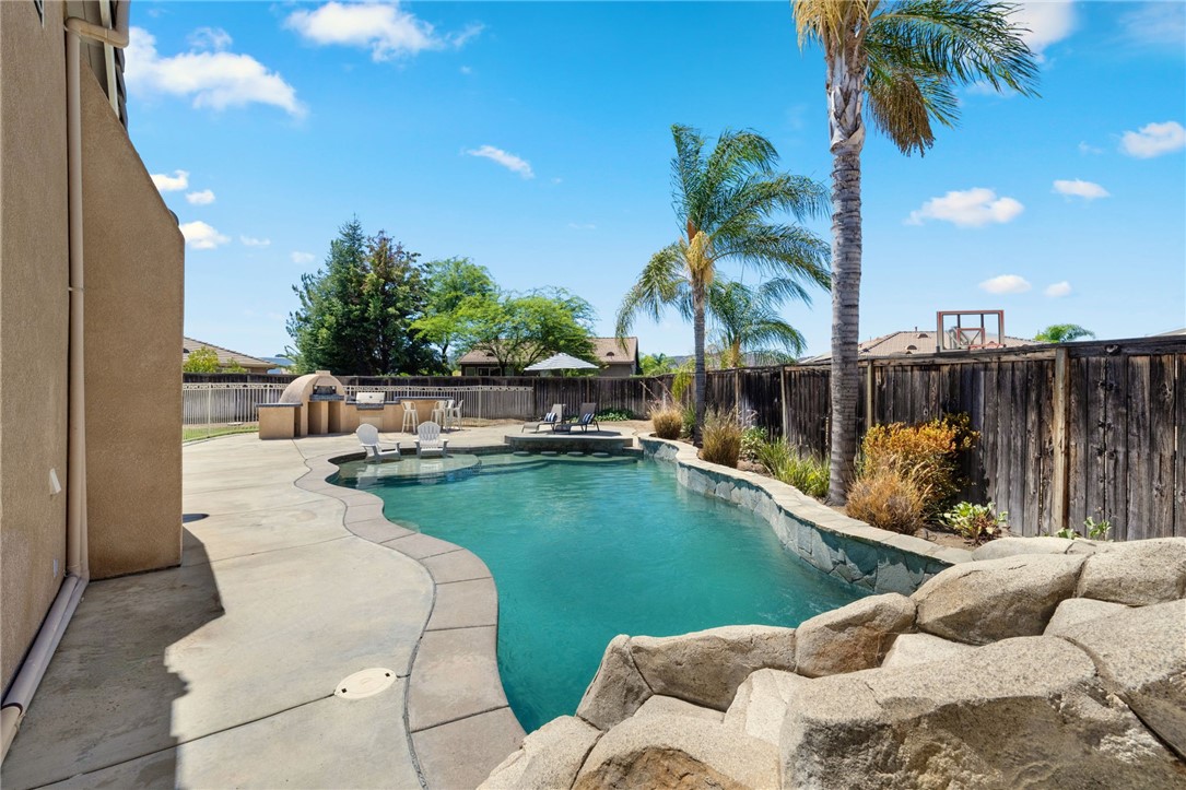 Detail Gallery Image 54 of 60 For 41772 Springbrook Ct, Murrieta,  CA 92562 - 6 Beds | 3/1 Baths