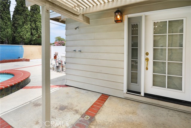 1241 E Mayfair Avenue, Orange CA: https://media.crmls.org/medias/af277aa2-b535-4233-968a-d92b34d739cd.jpg