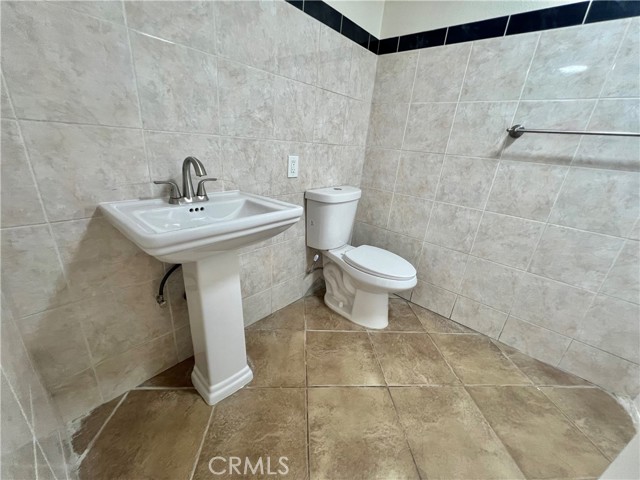 Detail Gallery Image 15 of 44 For 6576 Lorena Ave, Jurupa Valley,  CA 91752 - 5 Beds | 3/1 Baths