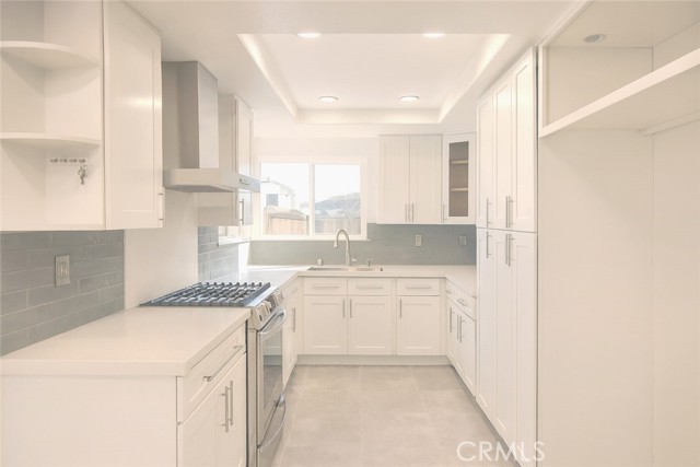 Detail Gallery Image 5 of 26 For 5114 W 1st St #C,  Santa Ana,  CA 92703 - 3 Beds | 2/1 Baths