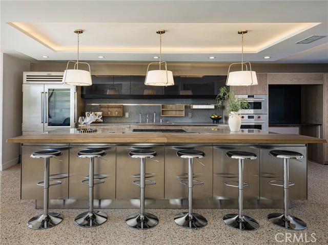 Detail Gallery Image 6 of 62 For 355 Hillcrest St, El Segundo,  CA 90245 - 5 Beds | 3 Baths