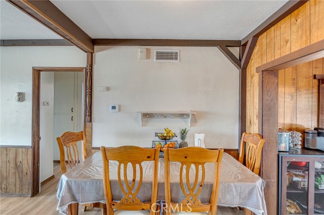 Detail Gallery Image 22 of 47 For 20936 Wigwam St, Apple Valley,  CA 92307 - 3 Beds | 2 Baths