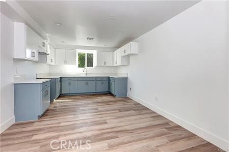 Detail Gallery Image 4 of 24 For 8418 S Main St, Los Angeles,  CA 90003 - – Beds | – Baths