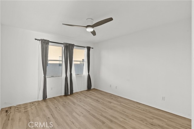 Detail Gallery Image 20 of 26 For 18209 Sierra #4,  Canyon Country,  CA 91351 - 2 Beds | 2 Baths
