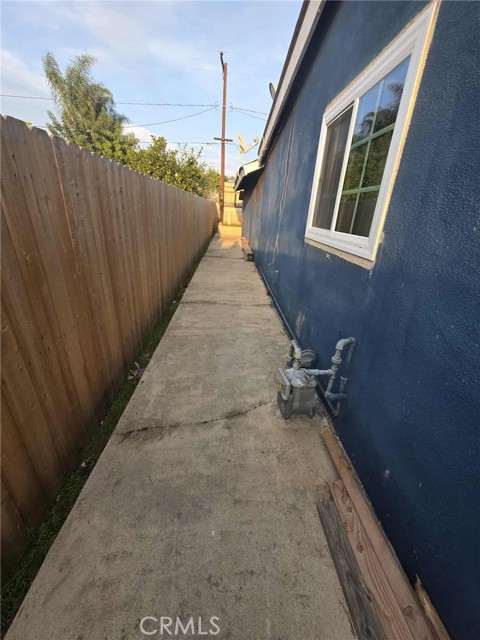 Detail Gallery Image 14 of 46 For 3577 Briarvale, Corona,  CA 92879 - 4 Beds | 2 Baths