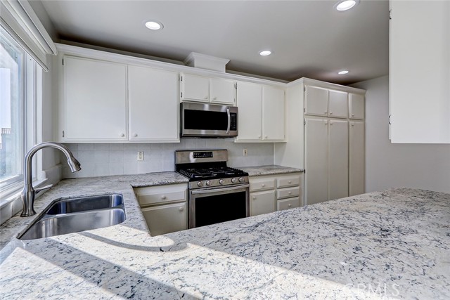 Detail Gallery Image 6 of 29 For 28410 Ridgecroft Ct #143,  Rancho Palos Verdes,  CA 90275 - 2 Beds | 2 Baths