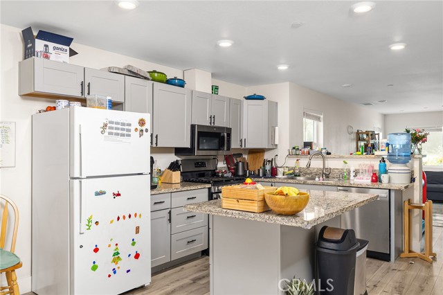 Detail Gallery Image 4 of 54 For 6033 Pentz Rd, Paradise,  CA 95969 - 3 Beds | 2/1 Baths