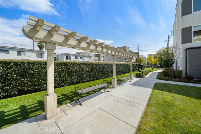 Detail Gallery Image 35 of 36 For 8010 Cherry Ln, Downey,  CA 90241 - 4 Beds | 3/1 Baths
