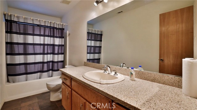 27181 Terra Vista, Hemet CA: https://media.crmls.org/medias/af2f5421-52aa-448f-9763-4e1112a7cc07.jpg