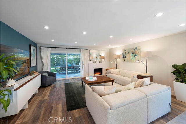 Image 14 of 48 For 19622 Canberra Ln