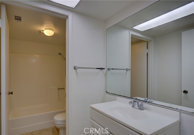 Detail Gallery Image 14 of 30 For 1213 Iris Ct, Lompoc,  CA 93436 - 3 Beds | 2 Baths