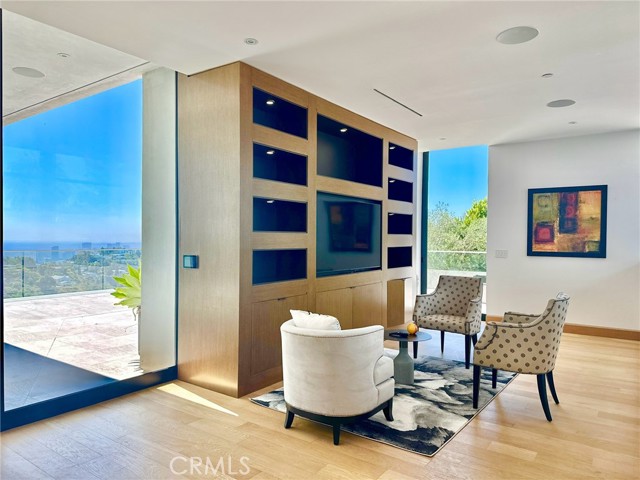 Detail Gallery Image 29 of 68 For 1188 Roberto Ln, Los Angeles,  CA 90077 - 5 Beds | 7 Baths