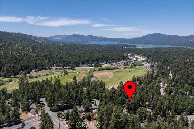 43133 Moonridge Rd, Big Bear CA: https://media.crmls.org/medias/af318a8d-41a4-4c2a-948d-ce6805fb8fb3.jpg