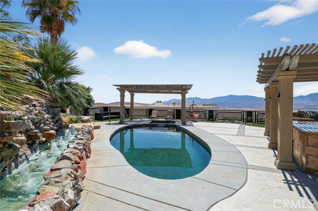 12220 Skyline Drive, Desert Hot Springs CA: https://media.crmls.org/medias/af32e3a5-8465-495e-926c-1c73bc0a664c.jpg