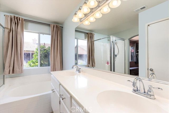 31369 Frans Hals Drive, Winchester CA: https://media.crmls.org/medias/af3393ed-451d-4966-954c-0b0c03346b3d.jpg