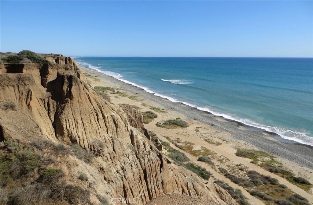 MLS #OC25253150 image #40