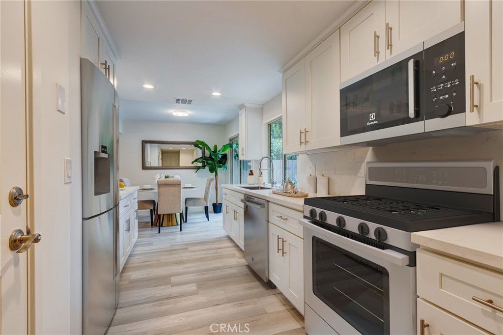 MLS #AR25230460 image #18