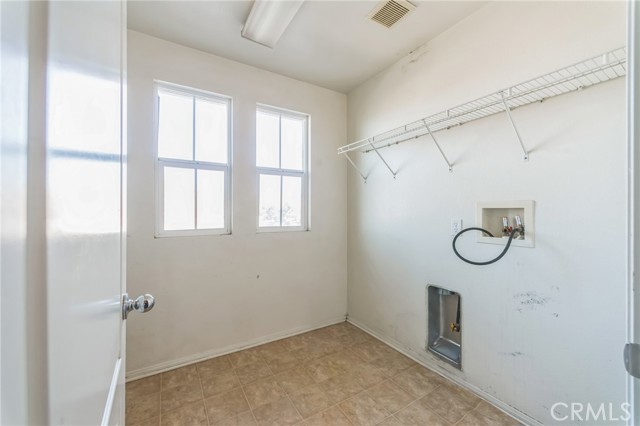 Detail Gallery Image 31 of 35 For 547 Gloriosa Ave, Perris,  CA 92571 - 4 Beds | 2/1 Baths