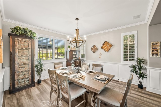 Detail Gallery Image 6 of 46 For 23799 Brookside Ct, Murrieta,  CA 92562 - 6 Beds | 3/1 Baths