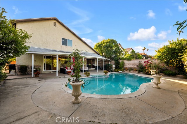 Detail Gallery Image 23 of 40 For 7936 Laramie Ave, Winnetka,  CA 91306 - 4 Beds | 2 Baths