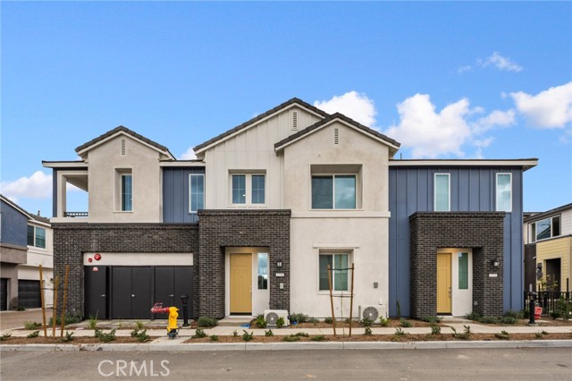 Detail Gallery Image 4 of 30 For 2753 E Amberley Privado, Ontario,  CA 91762 - 3 Beds | 2/1 Baths