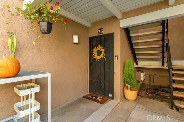 Detail Gallery Image 2 of 31 For 13722 Red Hill Ave #75,  Tustin,  CA 92780 - 1 Beds | 1 Baths