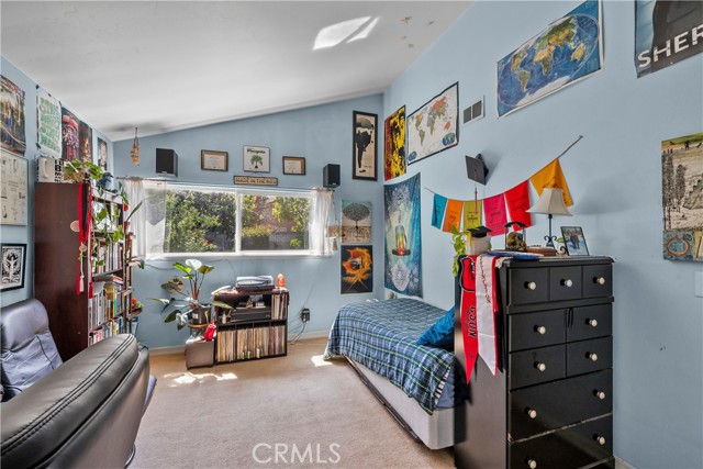 565 Martinique Place, Thousand Oaks CA: https://media.crmls.org/medias/af390dc5-f845-4284-a5dc-88d9b7b28830.jpg