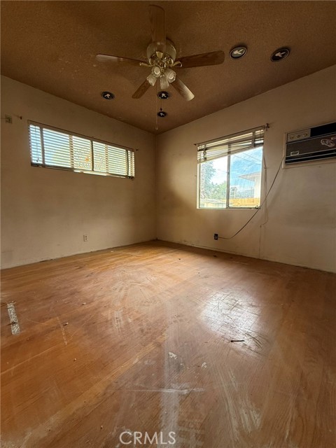 Detail Gallery Image 8 of 23 For 2211 1/8 Casitas Ave, Altadena,  CA 91001 - 3 Beds | 1 Baths