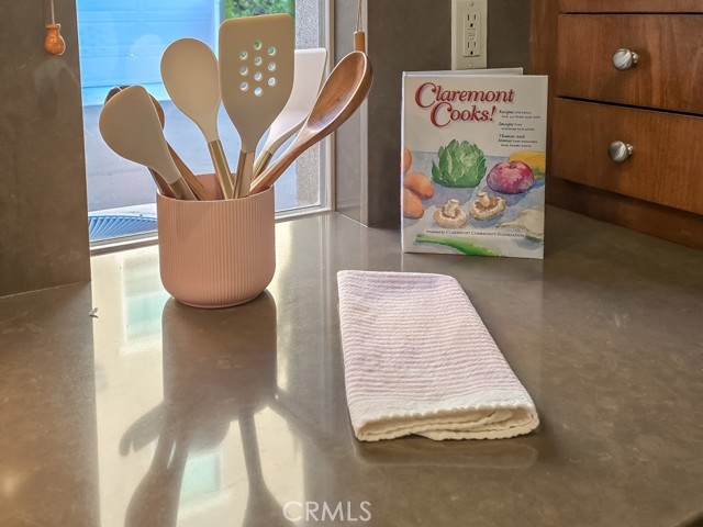 Detail Gallery Image 9 of 55 For 600 Asbury, Claremont,  CA 91711 - 3 Beds | 3 Baths