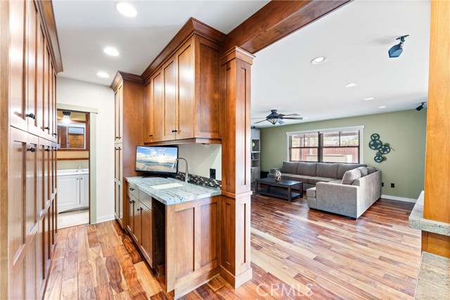 Detail Gallery Image 21 of 39 For 1944 W Lullaby Ln, Anaheim,  CA 92804 - 3 Beds | 2/1 Baths