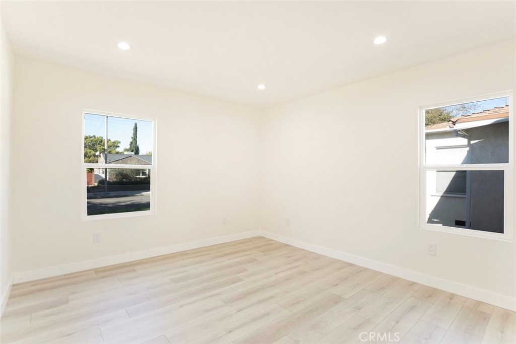 1440 N Maple StreetBurbank img 25