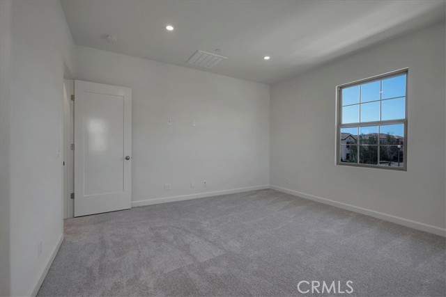 228 Birdseye, Irvine CA: https://media.crmls.org/medias/af3c208f-ad1d-446e-9ca7-d200ea7c6795.jpg