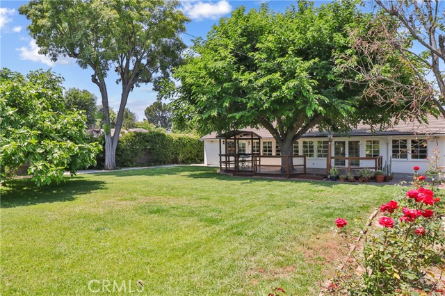 Detail Gallery Image 33 of 38 For 8944 Amestoy Ave, –,  CA 91324 - 3 Beds | 2 Baths