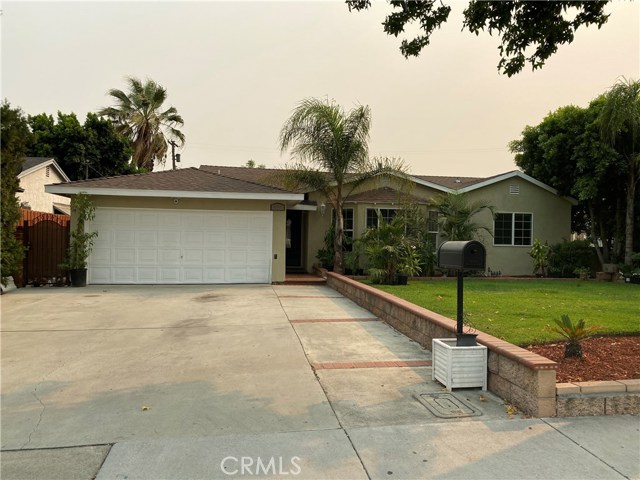 422 E La Deney Dr, Ontario, CA 91764