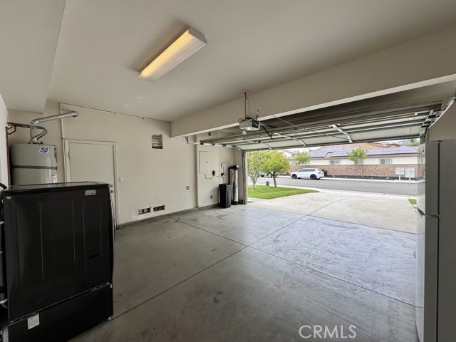 https://media.crmls.org/medias/af3dc139-96da-4882-9579-bed0ae9fca05.jpg?preset=X-Large
