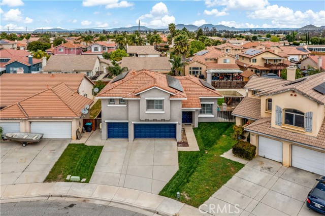 Detail Gallery Image 4 of 46 For 26802 Matrix Ct, Menifee,  CA 92585 - 5 Beds | 3 Baths