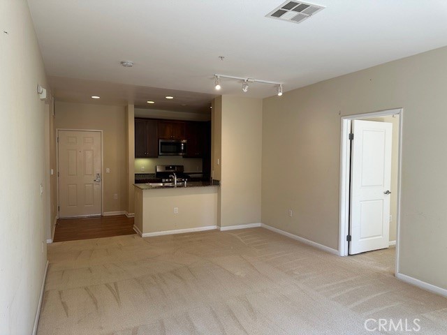 2238 Scholarship, Irvine CA: https://media.crmls.org/medias/af3dd4d9-2bc0-4769-ab6d-1d3f3c5b8ec1.jpg