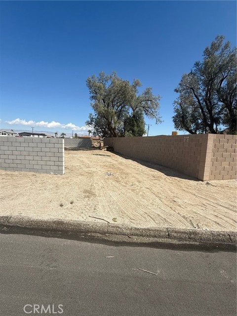 Detail Gallery Image 5 of 12 For 60071 Palm Oasis Ave, Palm Springs,  CA 92262 - – Beds | – Baths